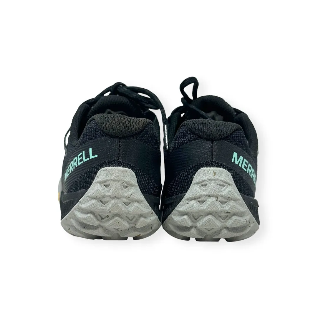 Black Shoes Athletic Merrell, Size 6