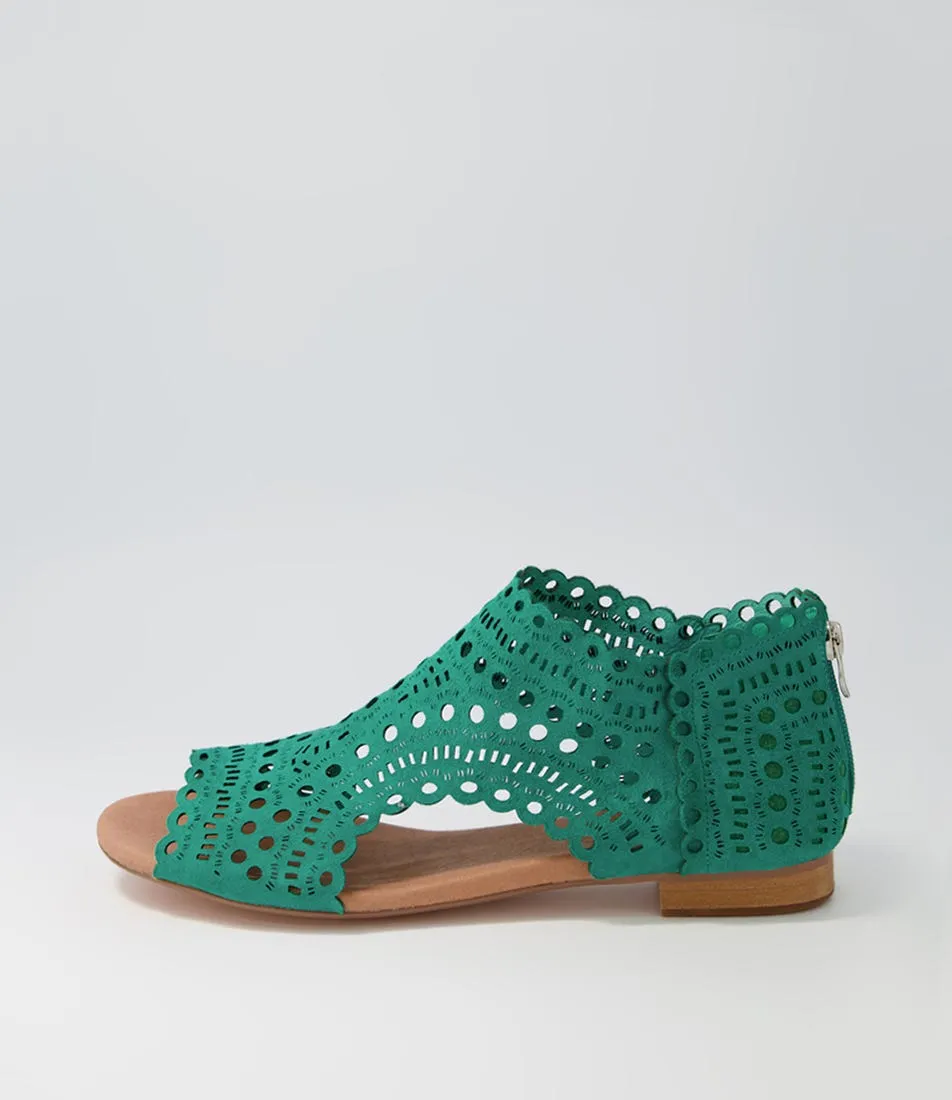 DJANGO & JULIETTE Powers Lrg Emerald Suede Sandals