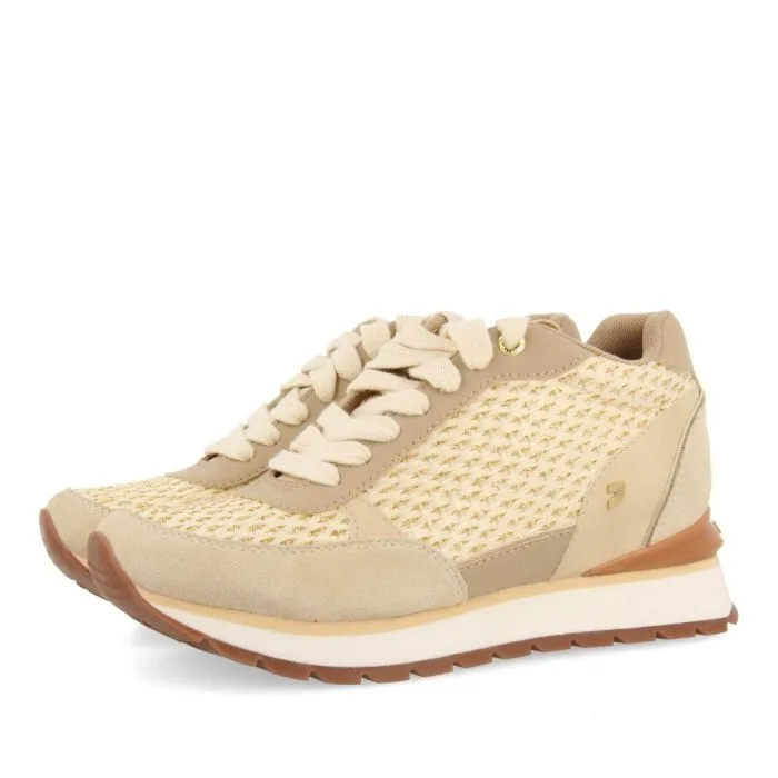 GOLDEN SNEAKERS WITH INTERNAL WEDGE AND BRAIDED DETAILS FOR WOMEN HEKAL