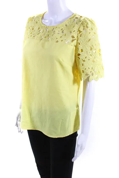 Goodnight Macaroon Womens Floral Lace Short Sleeve Back Zip Blouse Yellow Size 4