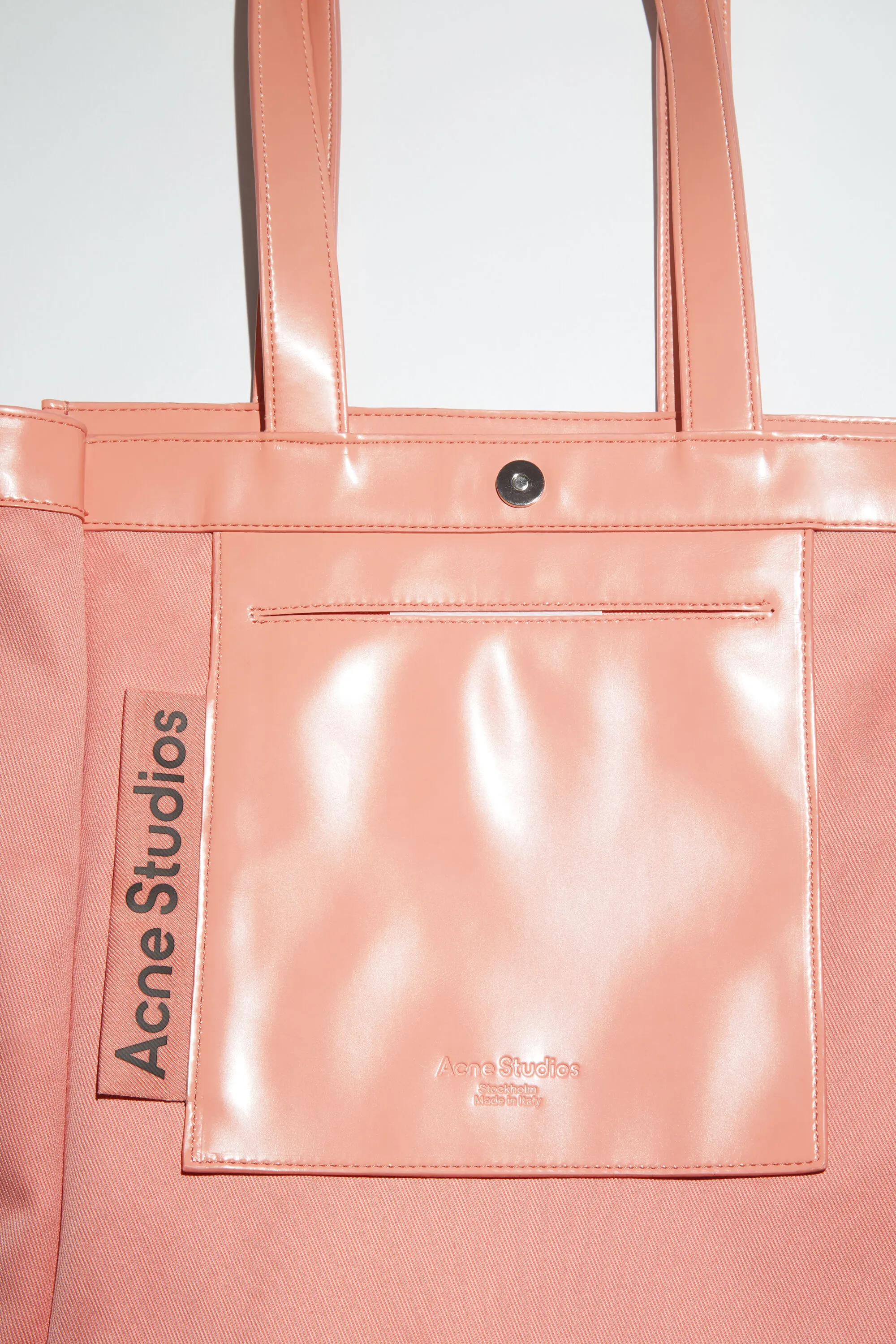 Logo shoulder tote bag