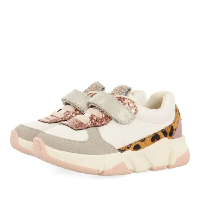 Merscheid girls' white sneakers with glittery details and pastel shades