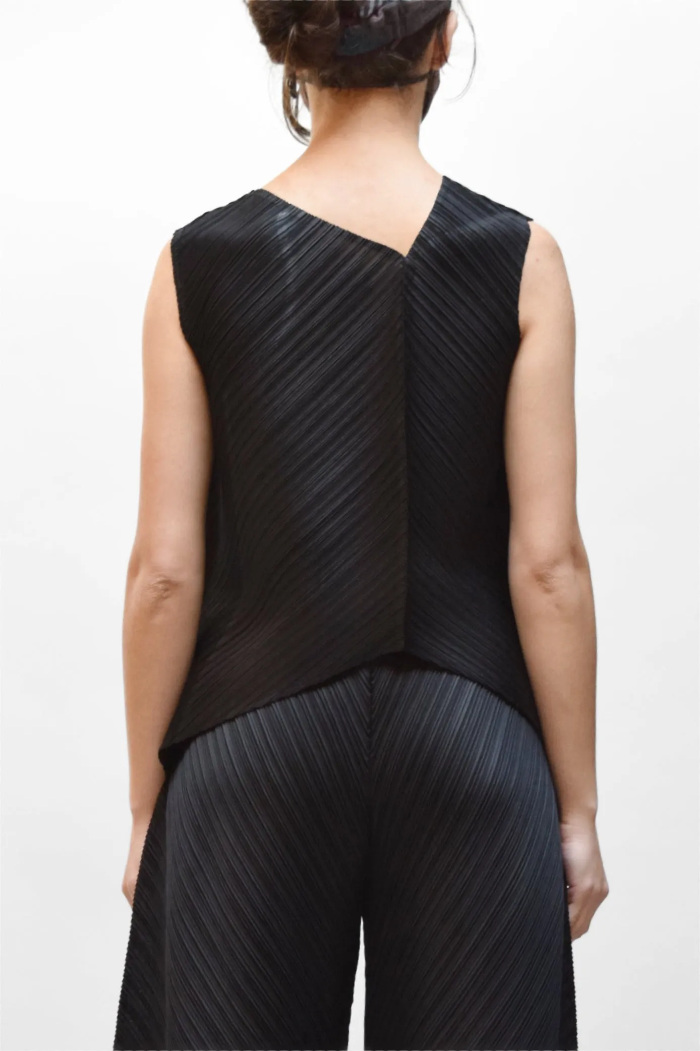 MOTION Pleated bias tank - black