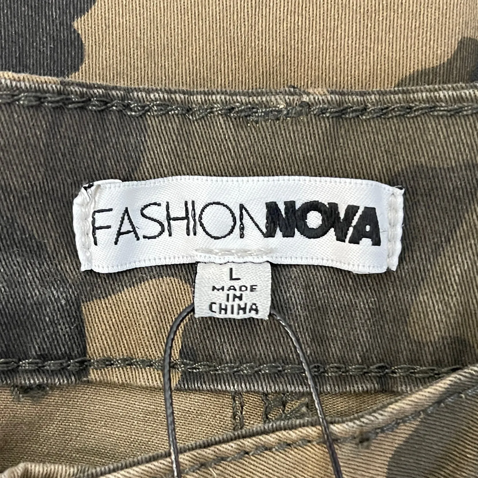 Pants Cargo & Utility By Fashion Nova  Size: L