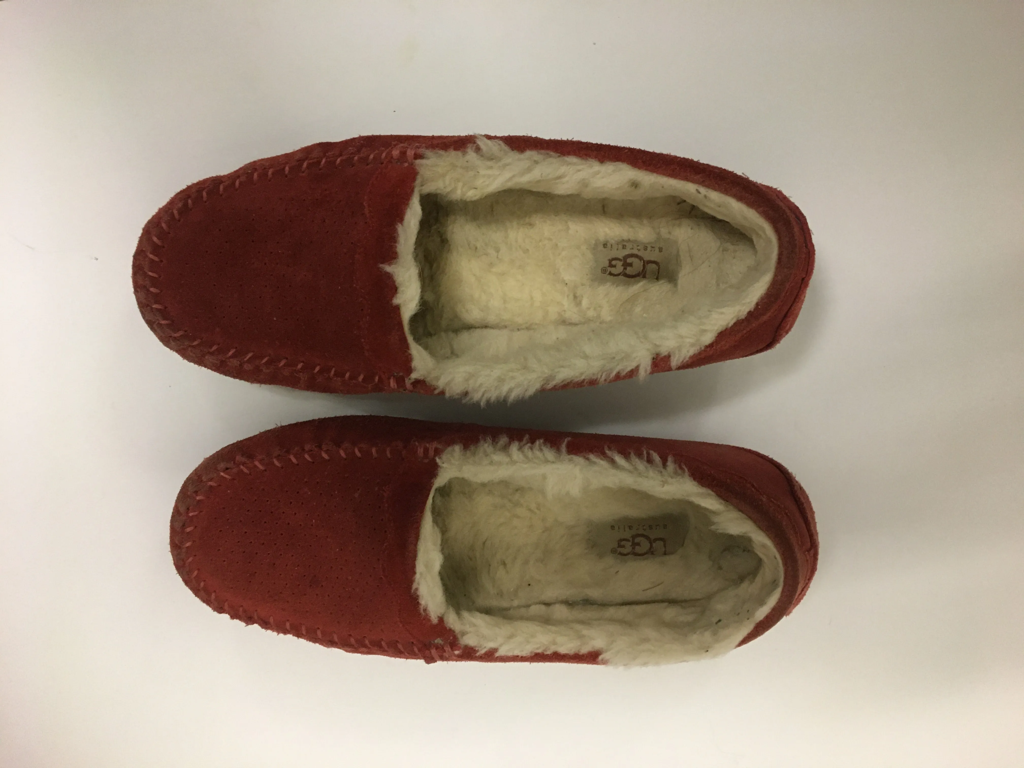 Slippers By Ugg  Size: 7