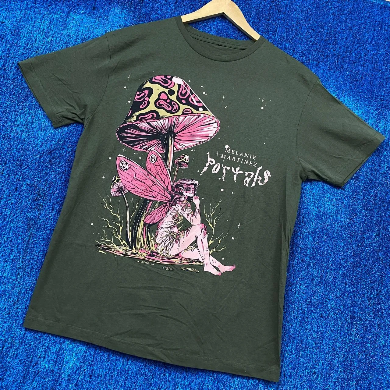 Urban Outfitters Men's Green and Pink T-shirt